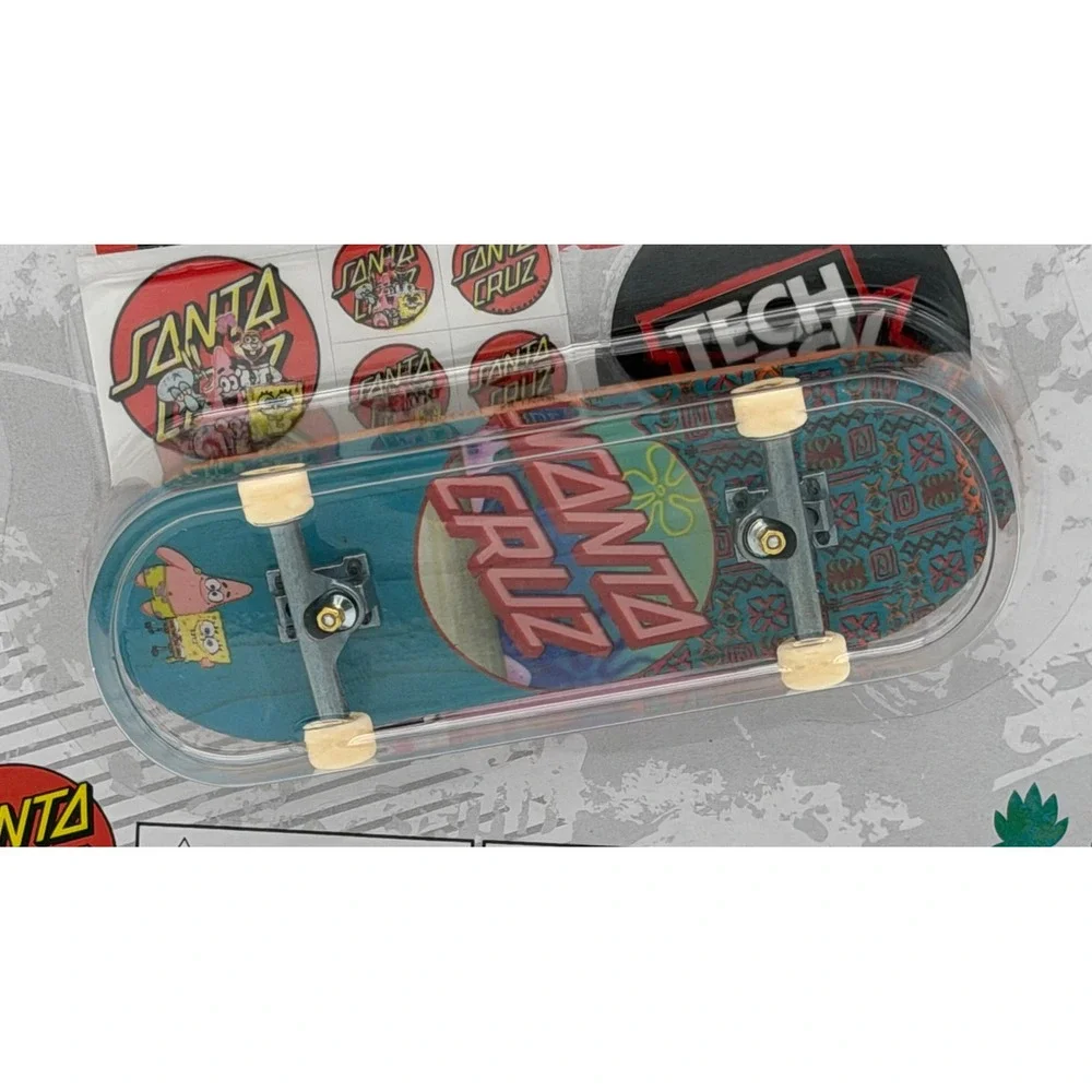 Tech Deck Santa Cruz SpongeBob SquarePants Fingerboard Skateboard 3/7 New in Box